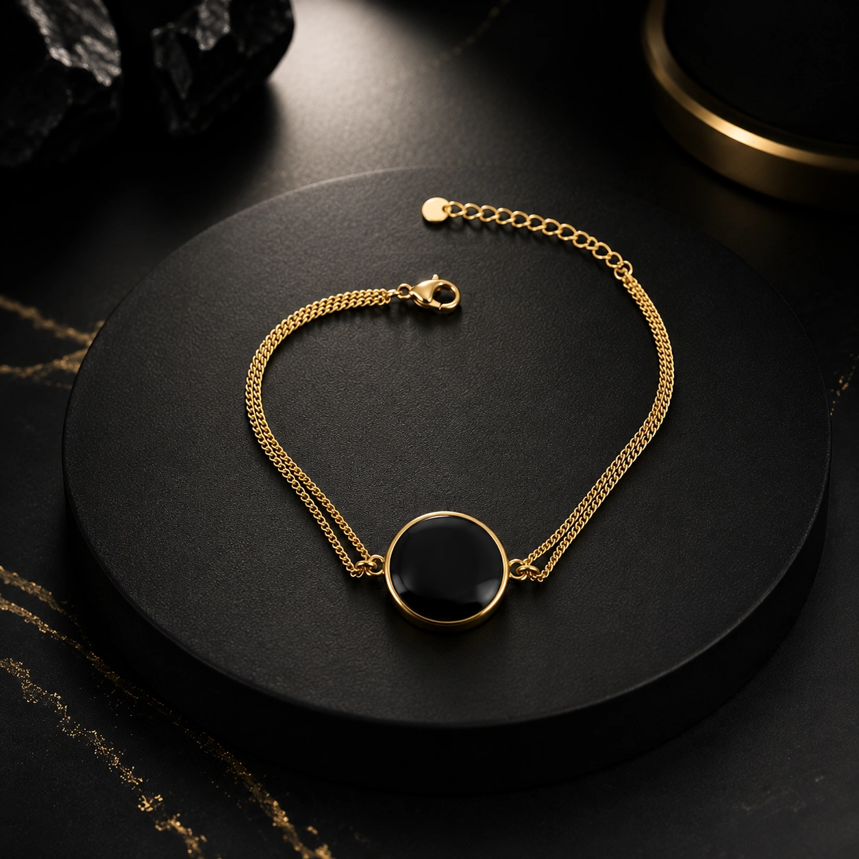Bracelet Double Rang avec Médaillon Rond Émaillé